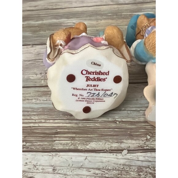 Cherished Teddies Romeo & Juliet Collector Set 1996 Pre-owned in Box w/FLAW - Picture 9 of 16